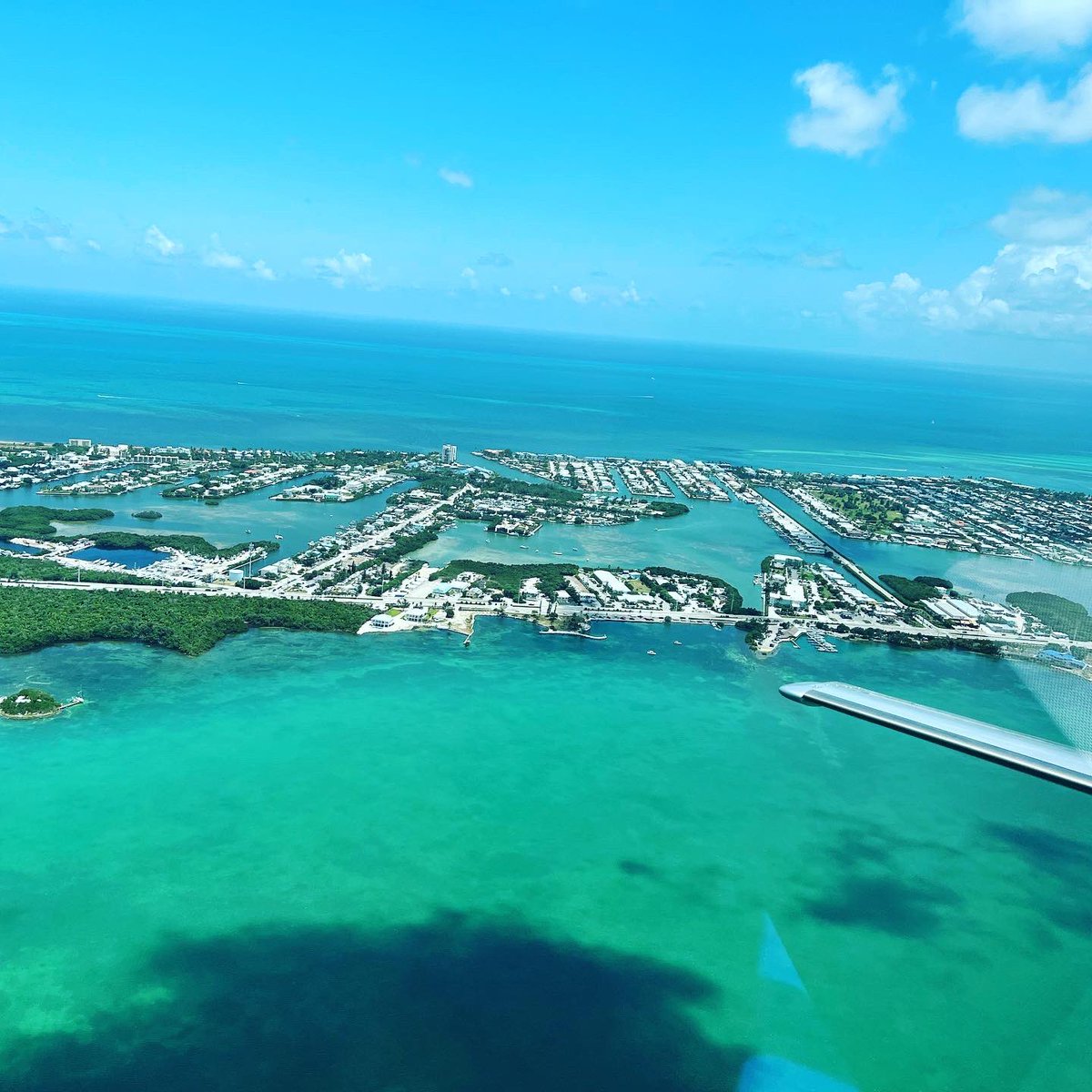tworiversboats's tweet photo. Here’s some pics from our service trip down to the keys last week! ✈️ #TwoRiversBoatworks
•
•
•
#mercurymarine #mercuryoutboards #yamaha #yamahaoutboards #suzuki #suzukioutboards #tohatsu #outboards #outboardrepair #outboardexpert #outboardengine #florida #treasurecoast https://t.co/X50oVsmaDb