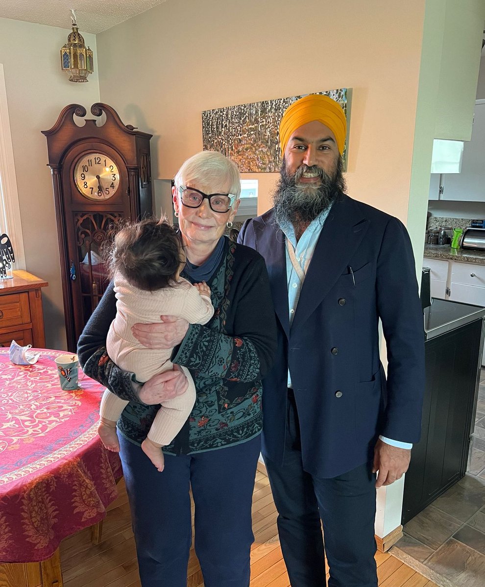 theJagmeetSingh's tweet image. It was great to catch up with former Yukon MP &amp;amp; NDP Leader Audrey McLaughlin — a true trailblazer, as the first woman to lead a federal political party.

Audrey, you are an inspiration. 

Thank you for paving the way for so many.

I'm happy Anhad had the chance to meet you!
