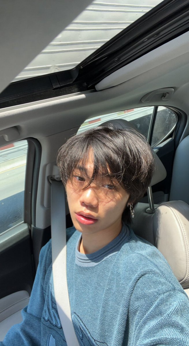 sojuphan's tweet photo. day☀️ or night🌙 https://t.co/GtmFe4Jl55