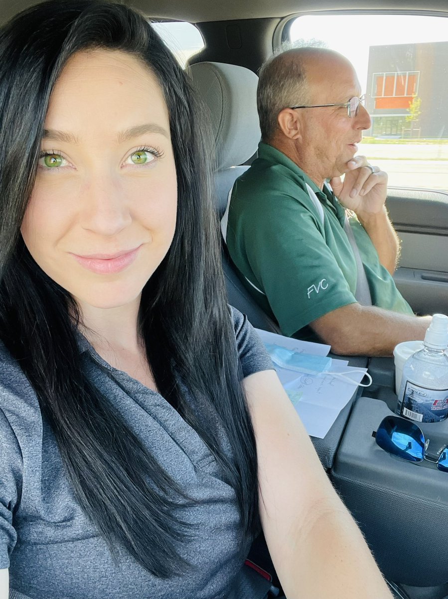 FVC_LindseyC's tweet photo. Headed to Tech Hub Live in Indianapolis. Jeff Wessels is always working trying to help develop more innovative and precise ways to move our growers in a more profitable way with every variable in agriculture. Stay tuned for our panel discussion at the conference. Who is going?! https://t.co/5pErGgJaTR