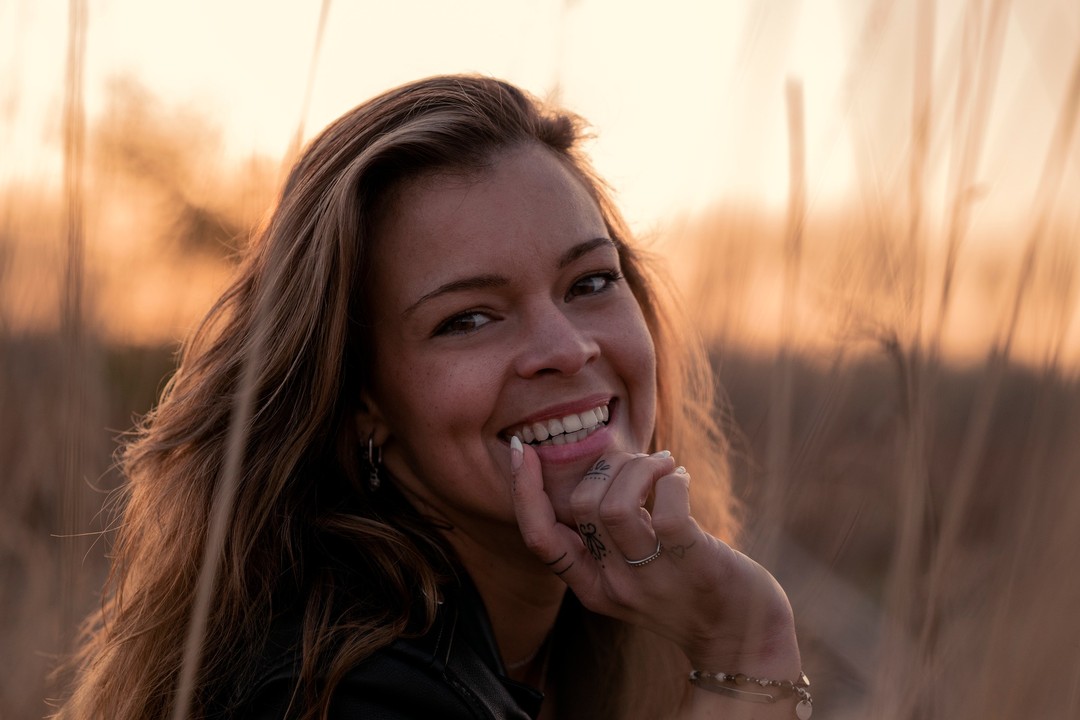 Het gaafste vind ik om vrouwen mooi en krachtig vast te leggen, hierdoor is mijn focus nu wel echt verschoven naar portret, zwanger en boudoir. Betekend niet dat ik de rest niet leuk vind, maar ik krijg hiervan gewoon zoveel positieve energie.
Ik hoop nog heel veel mooie, sterke