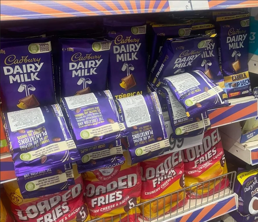 ianvisits's tweet photo. Even the confectionery has given up.

https://t.co/ml9OCvjBaC https://t.co/91emvKaE3d