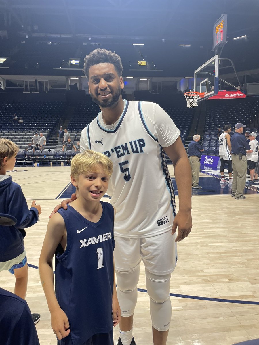 masterjmm's tweet photo. Dean Back on the Cintas floor like in 2018 with the BE champs! Thank you @jpmacura @ZipEmUpTBT @thetournament lots of fun, run it back Weds. night https://t.co/Y7lZxhLfV9