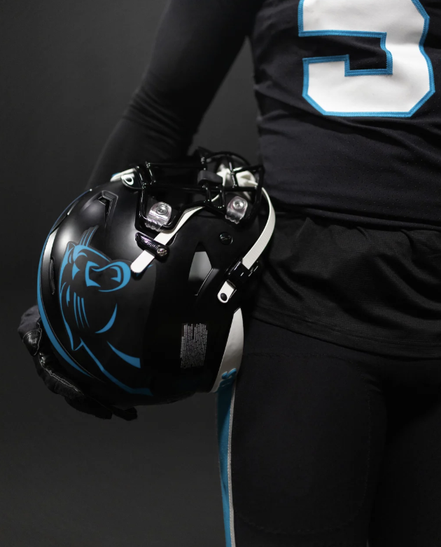 Carolina Panthers unveil black helmets, all-black uniforms