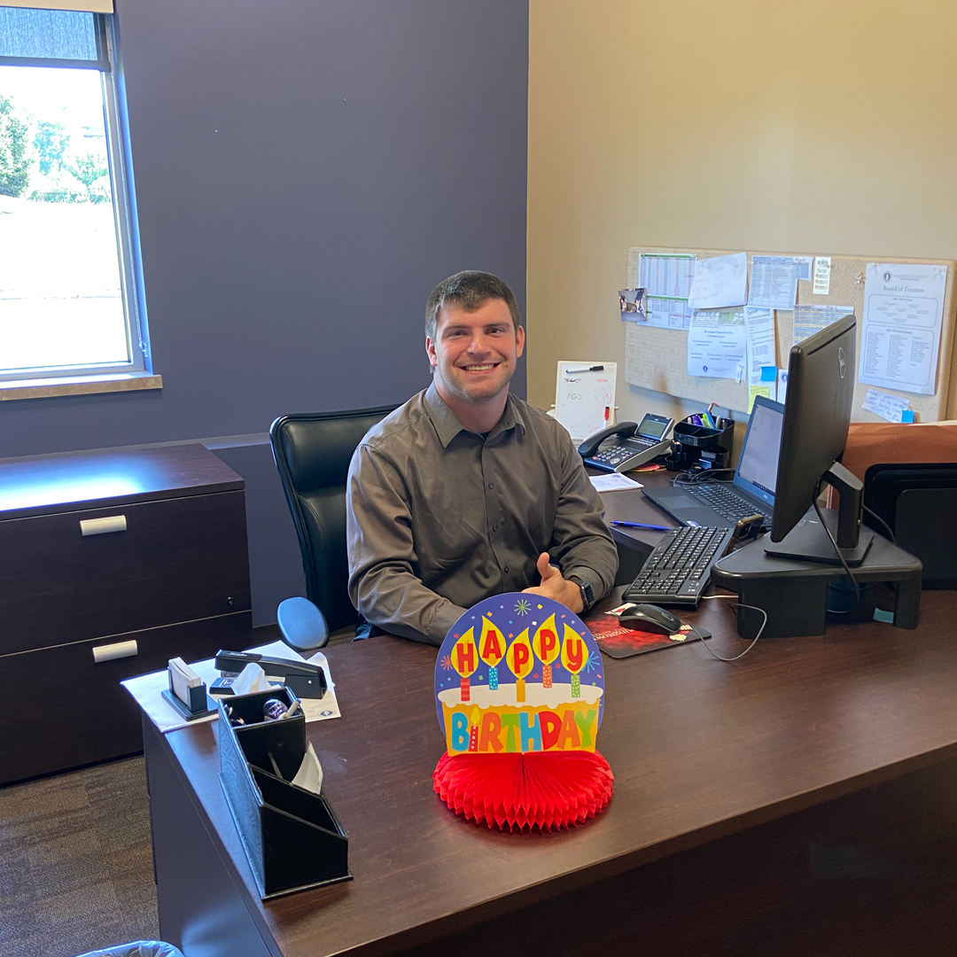 YSUFoundation's tweet photo. To celebrate our staff, we will now be announcing birthdays!

Happy Birthday Erik! He is our Gift Processing Coordinator. 

Thank you for all that you do! 

#youngstown | #ysufoundation | #ysu | #ysupenguins | #happybirthday https://t.co/bMNh6Q647D