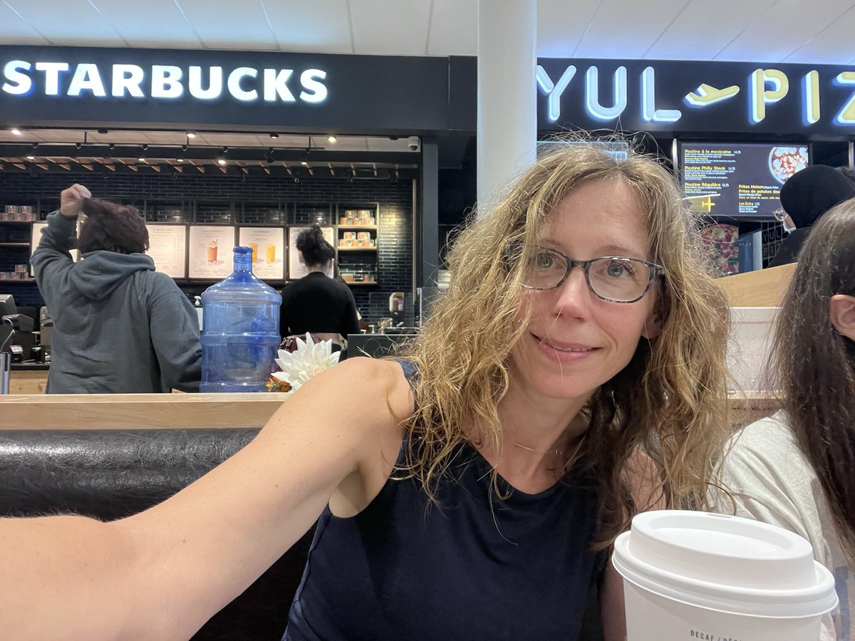 40 minutes for 2 coffees and 2 sandwiches <a href="/Starbucks/">Starbucks</a> YUL ✈️ Term 1 Gate 1 Montreal operates toujours on island time 🤦‍♀️