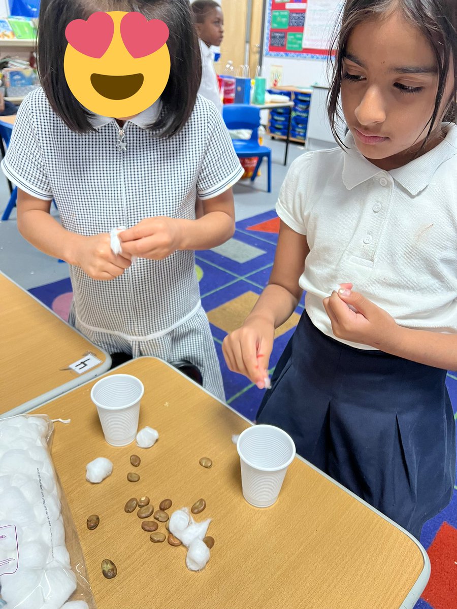 Planting some seeds to take home! 😊 <a href="/GoresbrookSc/">Goresbrook School</a>