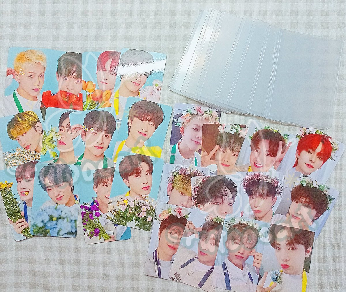 improprioty's tweet photo. Wts lfb ph 

treasure jihoon blooming set

Includes:
- welcome book postcard
- binders pcs
- tin can pcs + 1 toploader

✦ pasalo slot from @rutoocart
✦ 230 (5 days dop)
✦ 200 payo
✦ other fees (pf &amp; lsf) excluded
✦ gcash

rfs: quitting https://t.co/PiA5gB331w