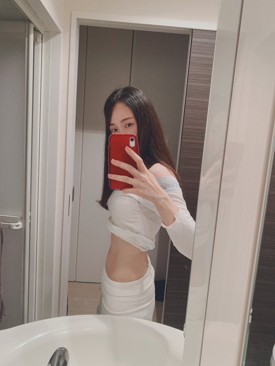 workout18347738's tweet photo. お腹を凹ませるだけ凹ましてそこから腹筋したらすごーーーく効果が出ると思ってやまないので
まず凹ますとこから始めようファイト https://t.co/mCLFH2bWry