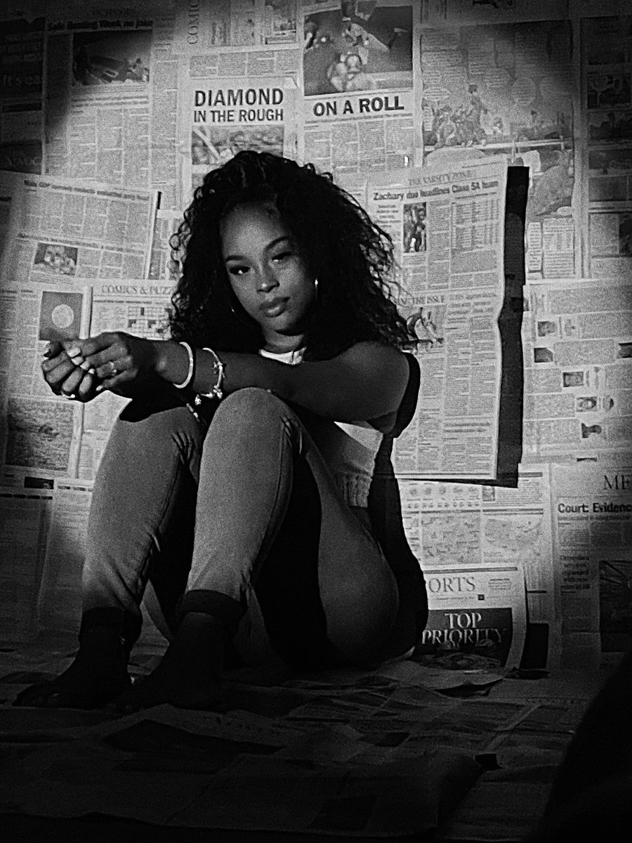 #WhosWhoOfJSU

- Shelbie, I prefer Bie 👑
-baton rouge, louisiana 
- #JSU25
-criminal justice major
-Prancing J-Sette✨ 
-fanny lou pre law society⚖️
- ig: shelb.iie