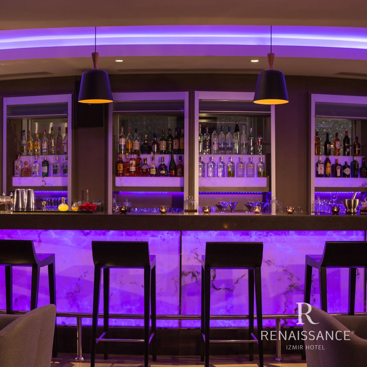 Night and lights.. 💫🍸
Ready for the accompany your joy at Skyfire!

Skyfire Restaurant&amp;Bar'da gecenin ışıkları size eşlik ediyor...✨