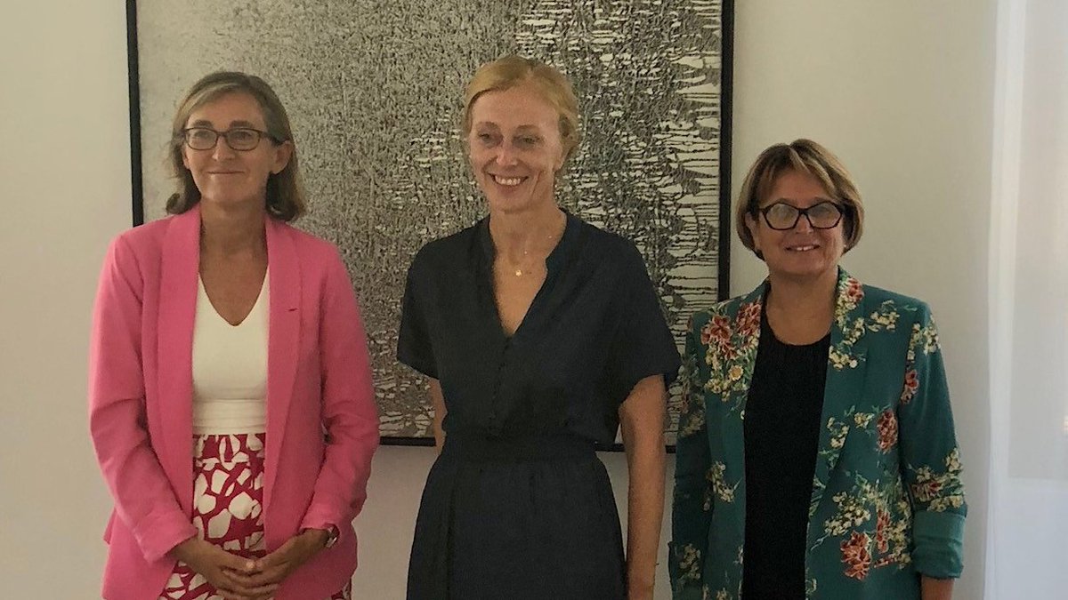 M.A. Blanc et G. Leneveu reçues par <a href="/CharlotteCaubel/">Charlotte Caubel</a>, Secrétaire d’Etat en charge de l’Enfance. Parmi les sujets impliquant les familles : Protection de l'enfance, MJAGBF, Mesures ad hoc, soutien à la parentalité, médiation familiale, parrainage, lutte contre cyberharcèlement...