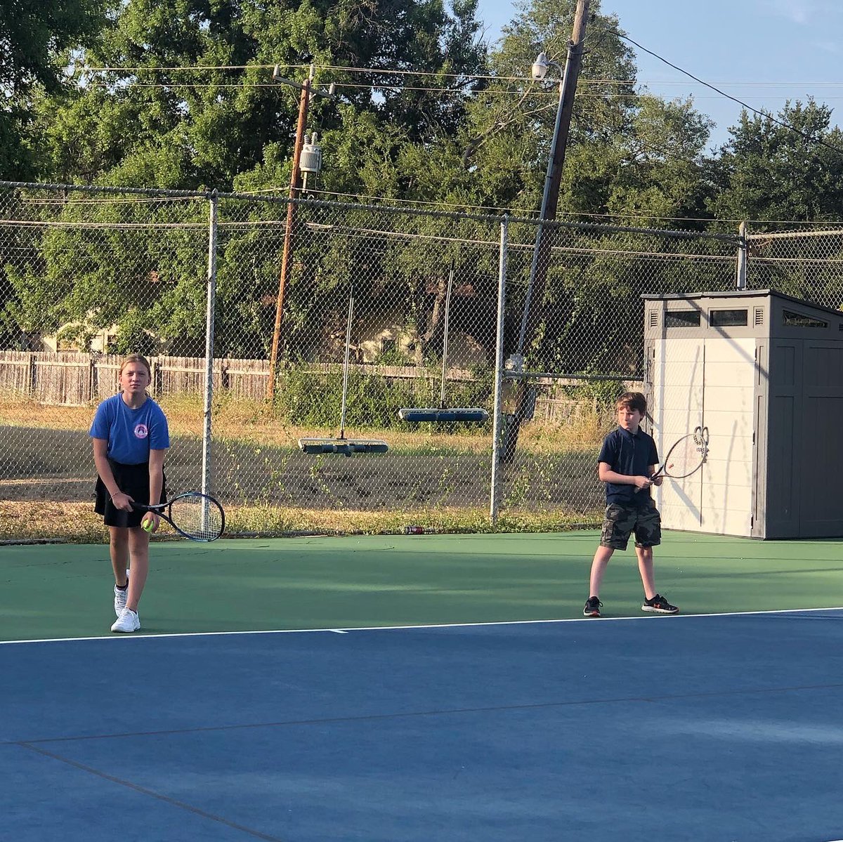 OMStingrays's tweet photo. Junior progressive at it again! #workhardplayhard #oakmeadowtennis https://t.co/bm1nxOCu3n