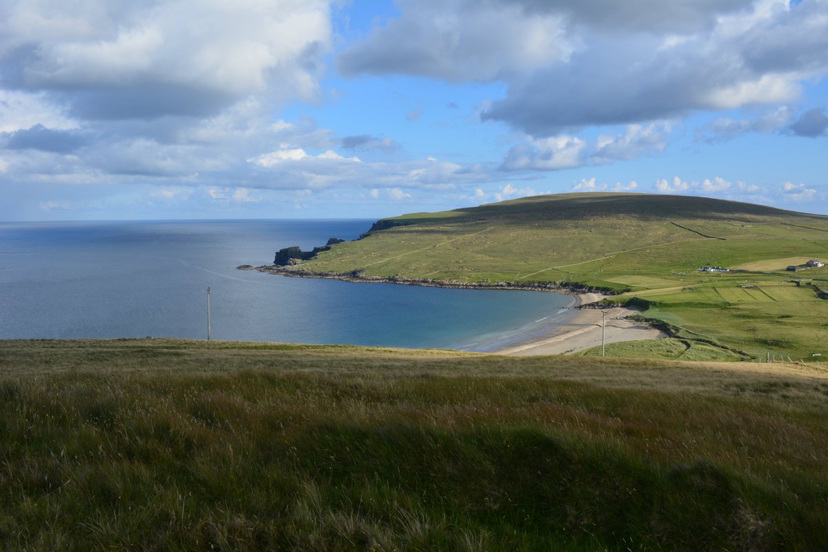 swimmer84189399's tweet photo. @DailyPicTheme2 Isle of Skye #Staffin + #Trumpan, Shetland #IsleOfUnst #Norwick, Ireland #SilverStrand https://t.co/1OAifYri0j