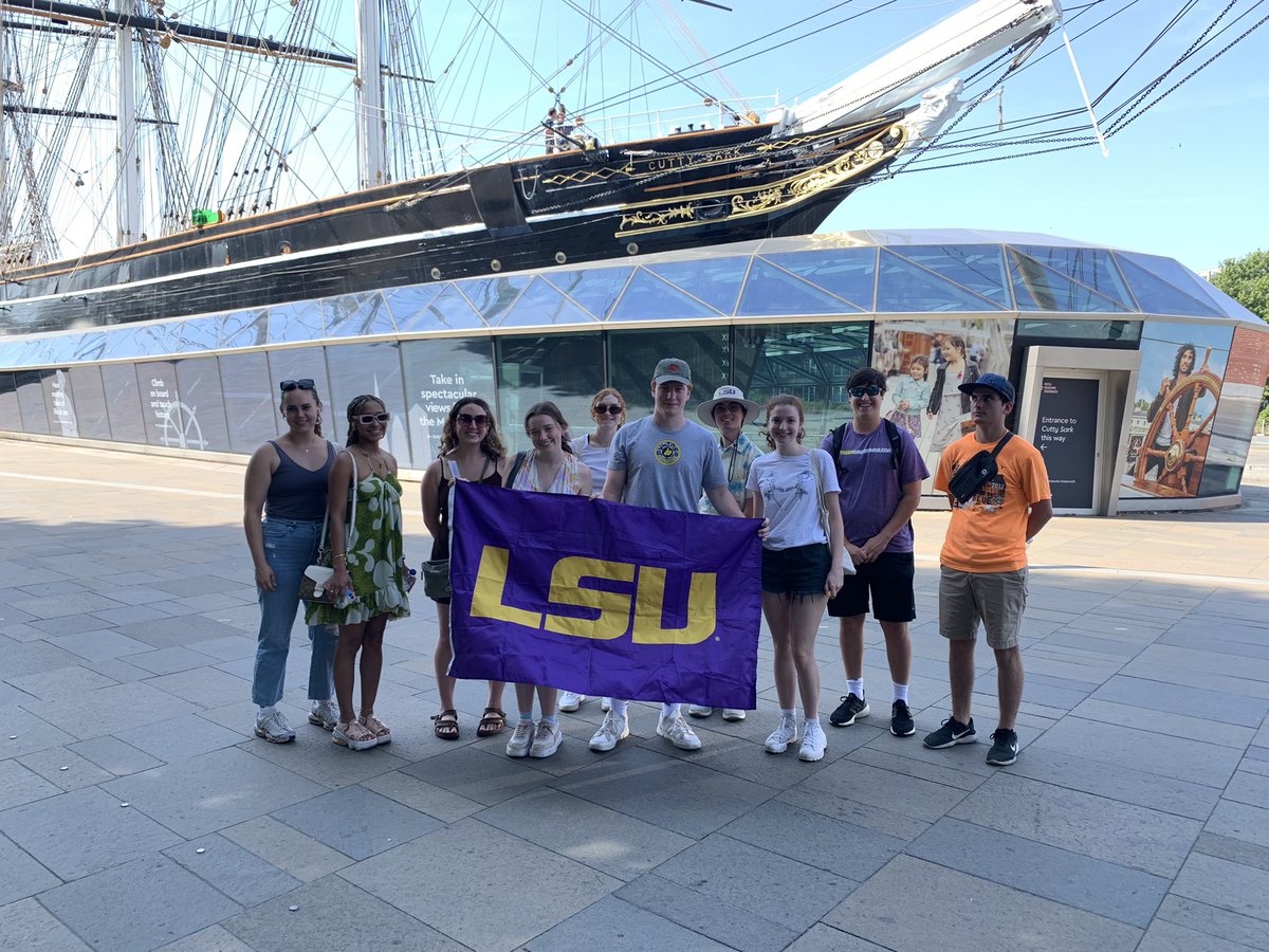 clintwillson's tweet image. Spent the morning in Greenwich talking about how engineering technology &amp;amp; innovation improved our lives. #LSUCEEStudyAbroad22