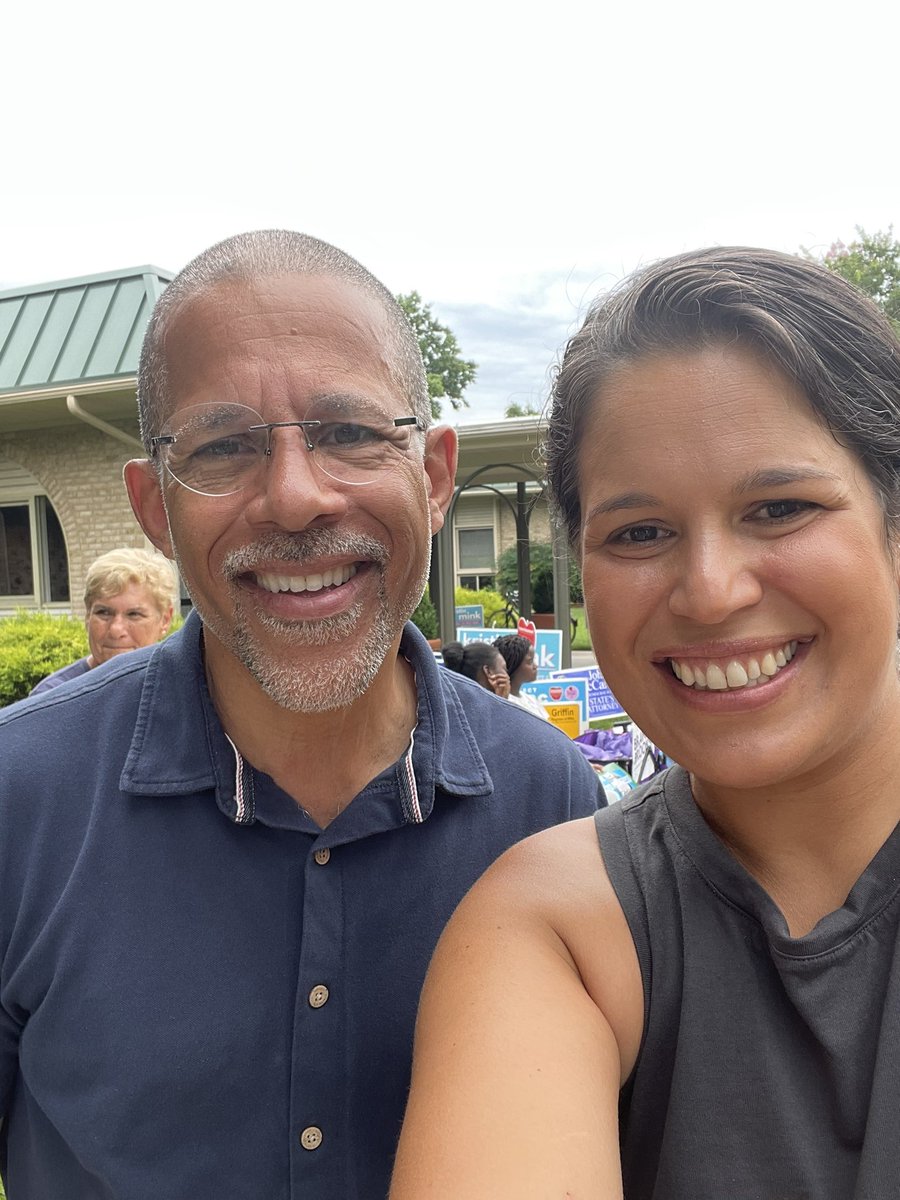 AndreaFH33's tweet photo. When you get to have an impromptu catch up with your old (great) boss at the polls - vote for @BrownforMD for AG and @brian_anleu for Montgomery Council D5 today if you haven't yet! https://t.co/9YJD0IAgcR