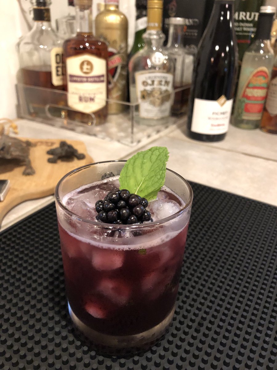 What do you when when you’re given a bucket of huge, freshly picked blackberries? ⁦<a href="/ForsythJenn/">Jennifer Forsyth</a>⁩ made cobbler, and I made perhaps my prettiest drink ever, a bourbon blackberry smash! #summercocktails