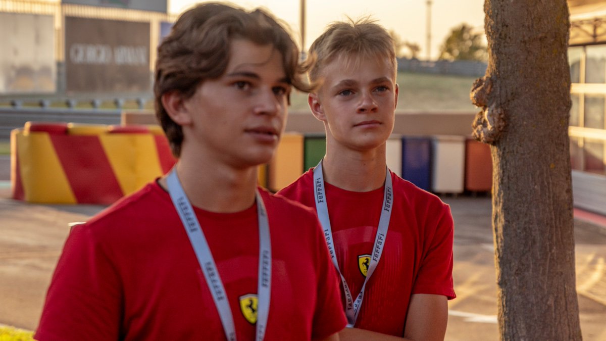 insideFDA's tweet photo. Track walks 🚶
Learning the intricacies of Fiorano ahead of an afternoon of testing 🏎
#FDA #ScoutingCamp @ACI_Italia https://t.co/pUbwff6lku