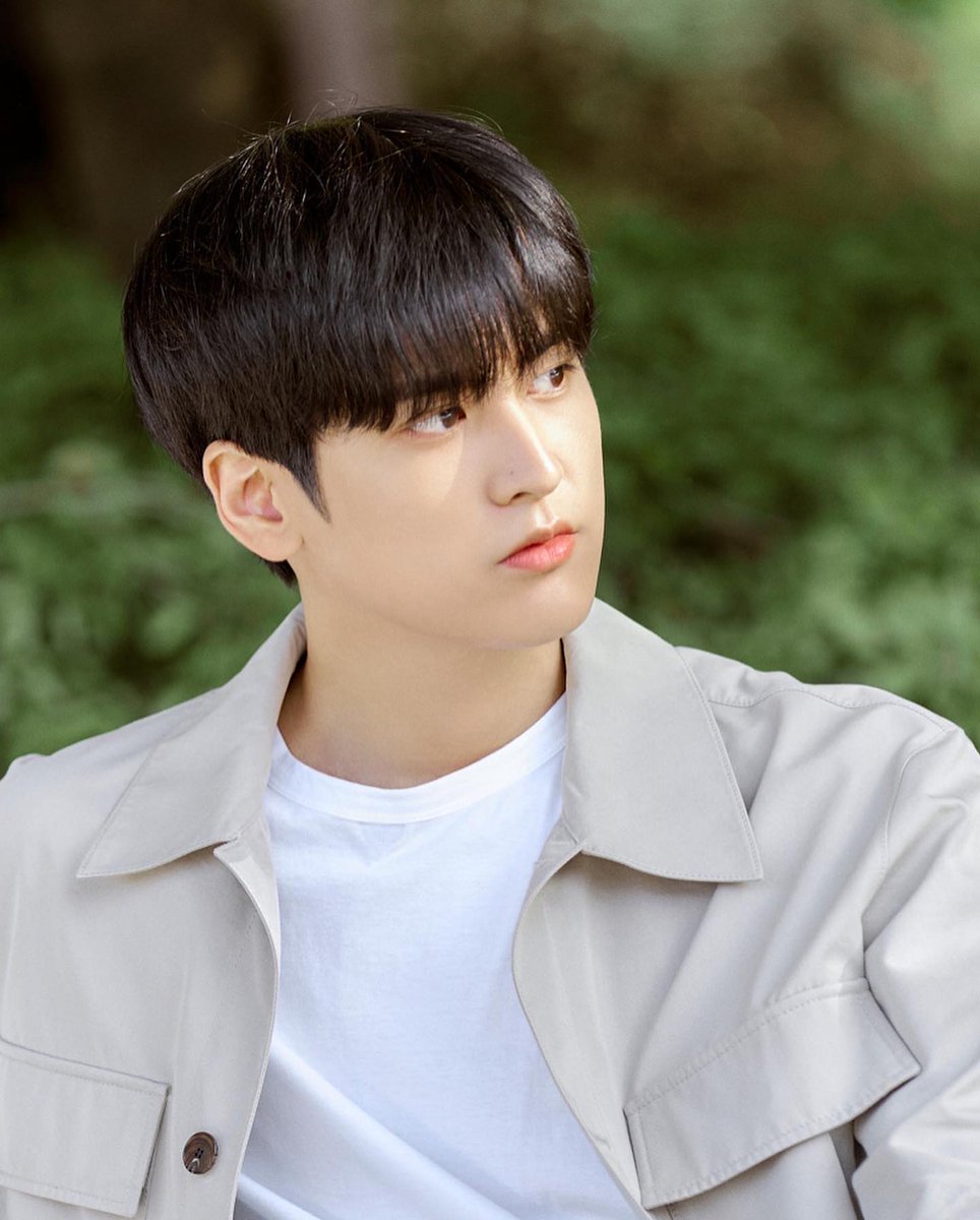 jiwonscherry's tweet photo. yg_stage ig update with chanwoo ✨ https://t.co/LKmHbdyWPy