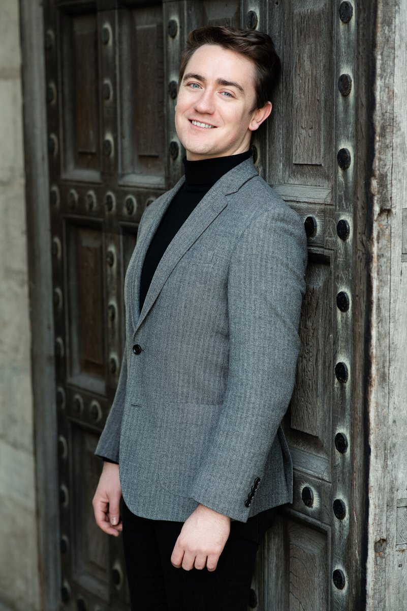 iVisitNI's tweet photo. Join Northern Ireland Opera in the beautiful coastal town of Glenarm this August, for the annual festival of singing, featuring three BBC Radio 3 Recitals &amp; family-friendly activities and workshops. 
@NIOpera 

For more information - https://t.co/Y6xngNlrSO

#event #free #music https://t.co/0DlRVlk62o