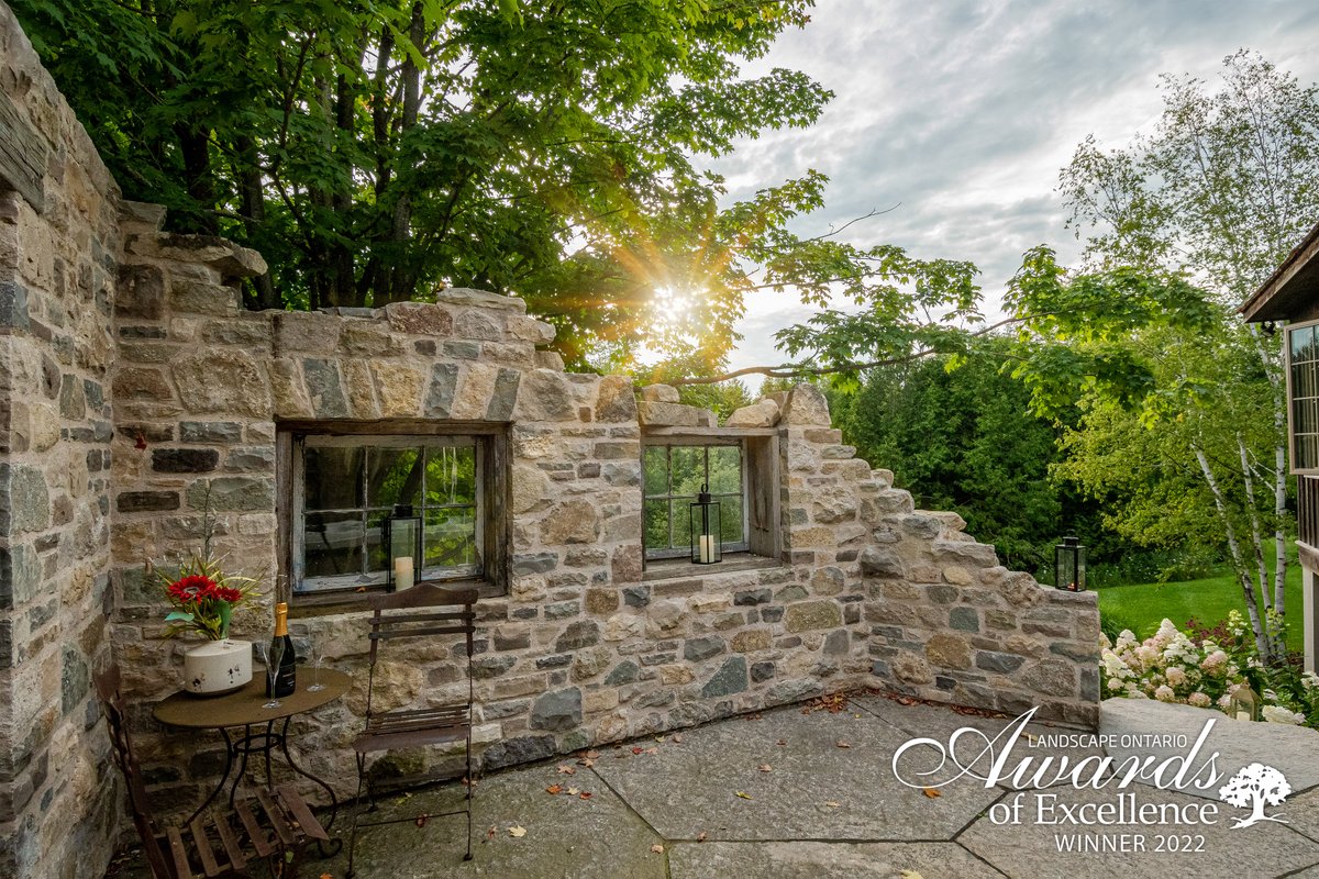 green_for_life's tweet photo. #LOAwards Spotlight 🏆🏡   

Congratulations Whispering Pines Landscaping!   

2022 Landscape Ontario Award of Excellence Winner: Residential Construction, “Country Living"   

See all the 2022 Award Winners at https://t.co/3WdzOIvDQ8  

#LandscapeOntario https://t.co/TuLd0c4YtN