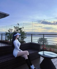 ELeeyalin's tweet photo. You have to learn to live seriously, work hard to make money, find your own preferences, and live more like yourself.
#Bitcoin                         #Ethereum https://t.co/RkGpkAg8Nf