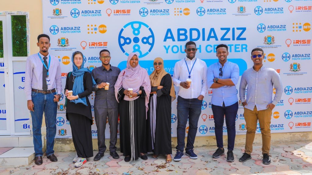 AbdiazizYouth's tweet photo. We’re very thrilled to welcome UNFPA Somalia delegation led by  @niyioju Resident Representative from @UNFPA_SOMALIA to our center.

We toured him at our facilities &amp; discuss fostering partnership. We’re immensely grateful to @UNFPA for its support to our center.

#AYCVisit https://t.co/AR9o1nP6EO