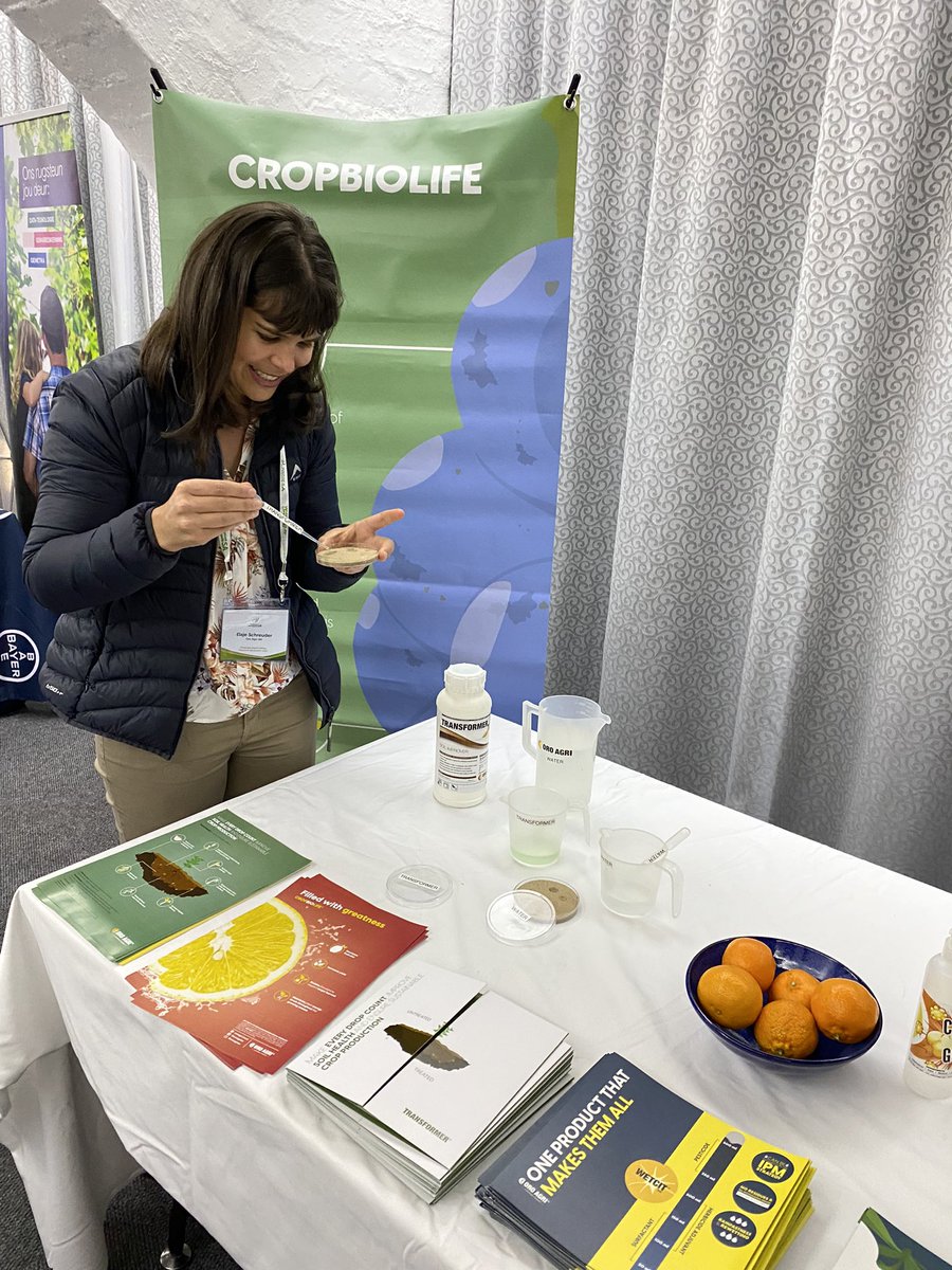 potatoes_za's tweet photo. “Our products are all data-driven and based on soft chemistry for the control of plant pathogens. We focus on bio pesticides with a sustainable agricultural future in mind - and that’s what we want to share with delegates.” (Elsje Schreuder, @OROAGRI)

#ThePerfectPotato 🥔🏆 https://t.co/uFZ0h7tgS9