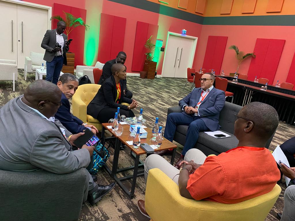 MOTHI_ZIMBABWE's tweet image. The (IUCN) Africa Protected Areas Congress (APAC) 2022, is currently underway in the Rwandan Capital of Kigali. The Deputy Minister @METHI_Zimbabwe Hon B. Rwodzi is leading the Zimbabwe&apos;s delegation at this ongoing congress in Rwanda.
@ProsperBMatondi
@AmbProf_Charity