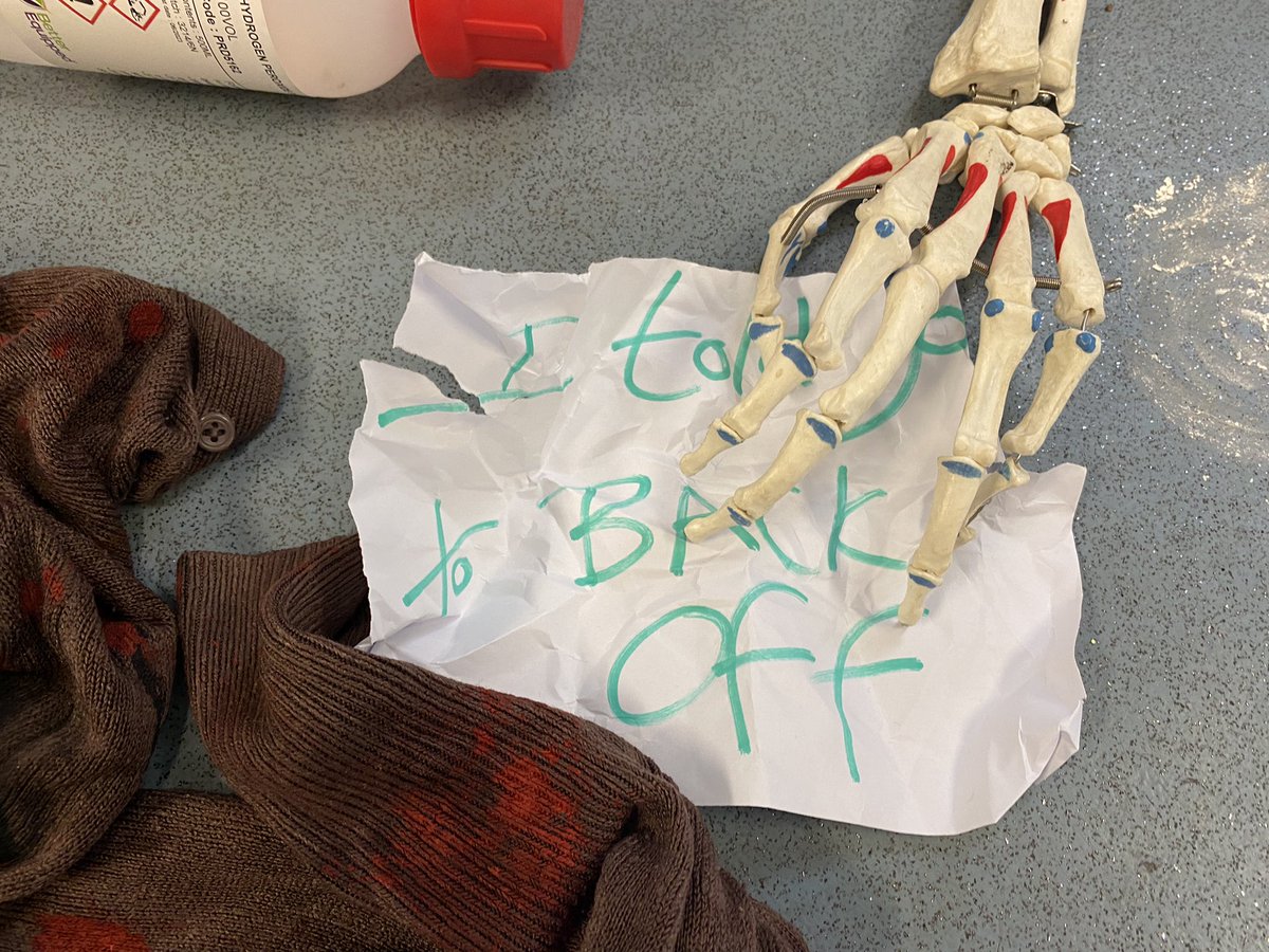 NewentScience's tweet photo. Temperatures are rising, bodies are dropping ๐๐ฎโโ๏ธ #KS3learning https://t.co/vb7fUjX2yv