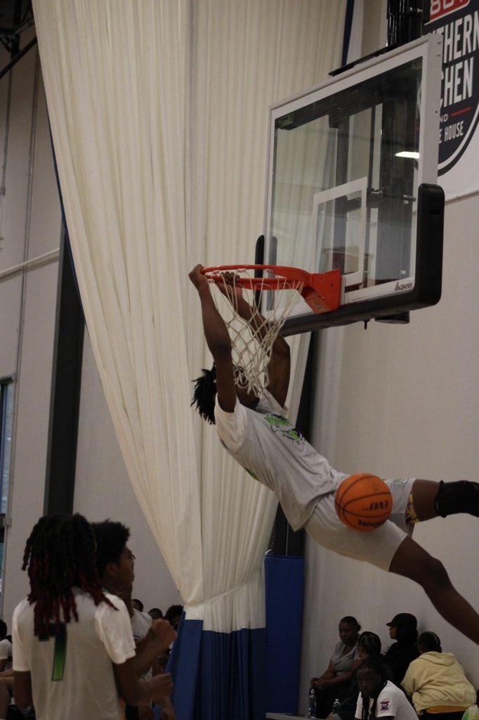 Last ride with my team @NextLvlElite_SC 17u here’s are schedule and roster for this weekend coaches I’ll be wearing #2 come check us out!