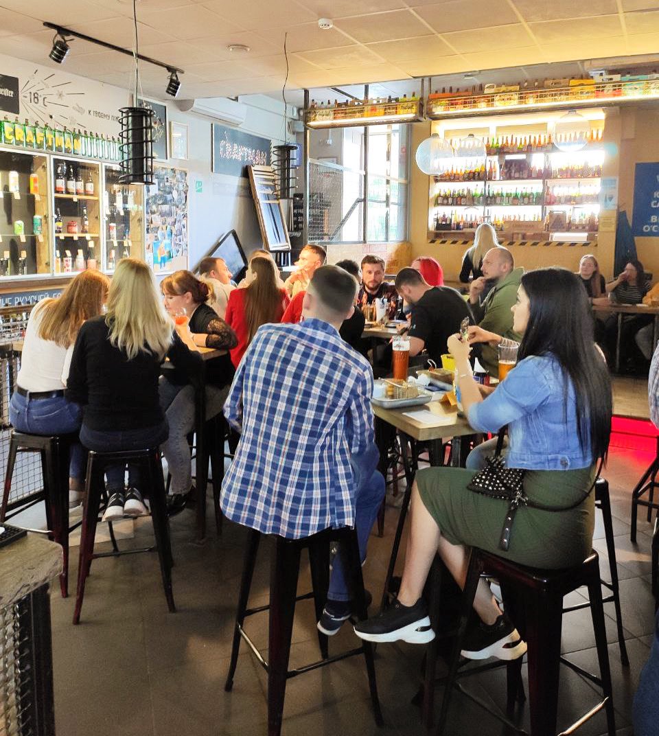 craftmanbar's tweet photo. Хлебная новиночка 🍞 

🌾«CROPS» — Wheat Beer - American Pale Wheat от @balancebrewery — CROPS - пшеничный эль в американском стиле. Использовались хмеля - Triumph, Cascade, Strata

🕔 Ждём всех сегодня с 18.00 до 00.00

👉 Забронировать места можно по телефону +375296070505 https://t.co/q0OcEKsvOD
