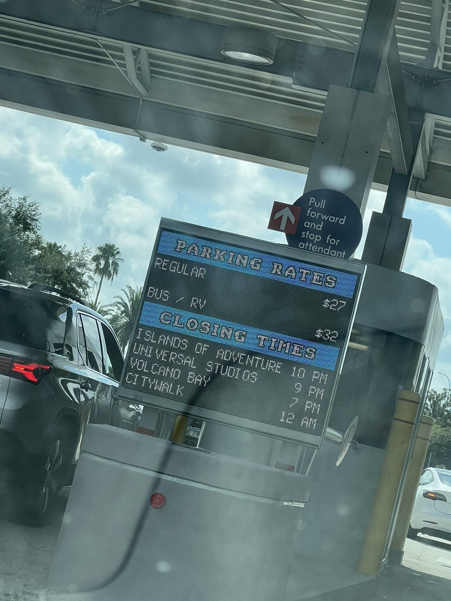 expedition-theme-park-on-twitter-it-s-a-busy-day-at-universal