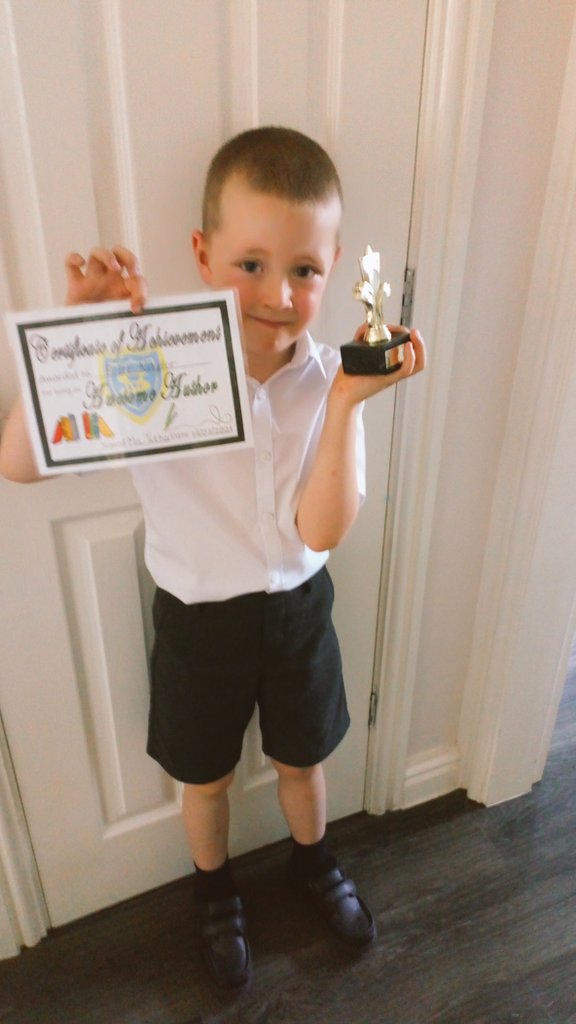 Michell98804669's tweet photo. I've just about stopped crying. So proud of my lovely little man ☺  he tries really hard at school https://t.co/H3g7xBa0Bd