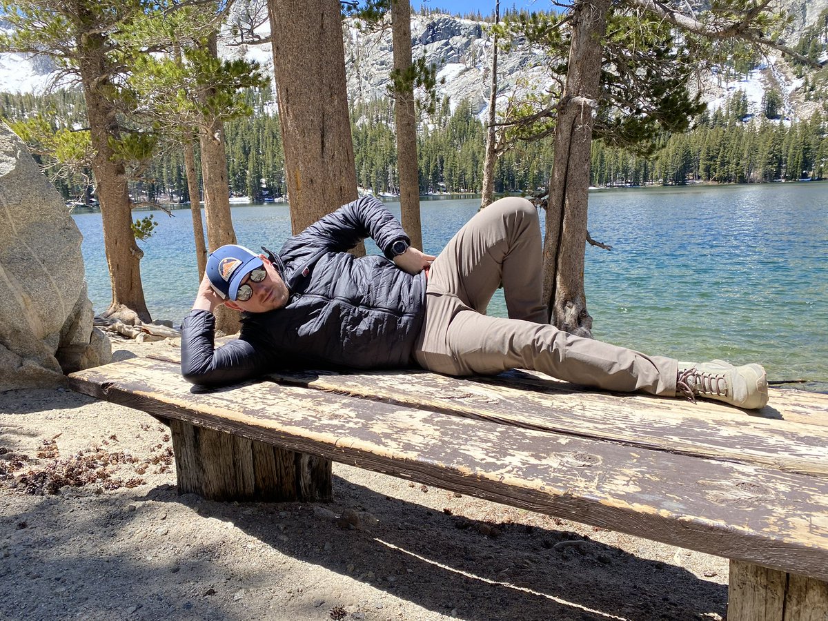 HanyClaps tweet media