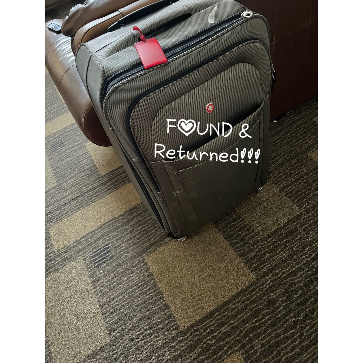 karefl's tweet photo. Thank you @Delta Airlines for finding &amp; returning my bag so quickly! https://t.co/V43c6LsyTC