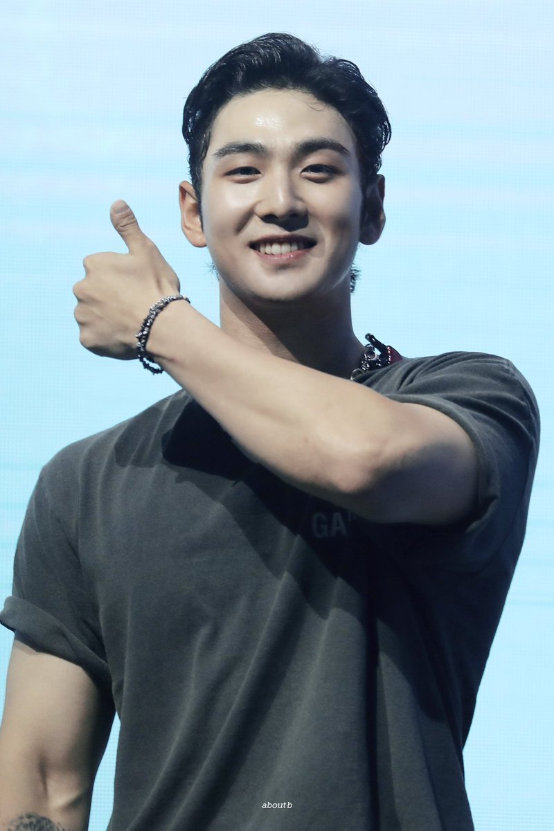 aboutbaekho's tweet photo. 220716 BAEKATION
사랑이 눈에 보이는 순간

#백호 #강동호 #BAEKHO #KANGDONGHO #BAEKATION https://t.co/1leFEwO2iQ