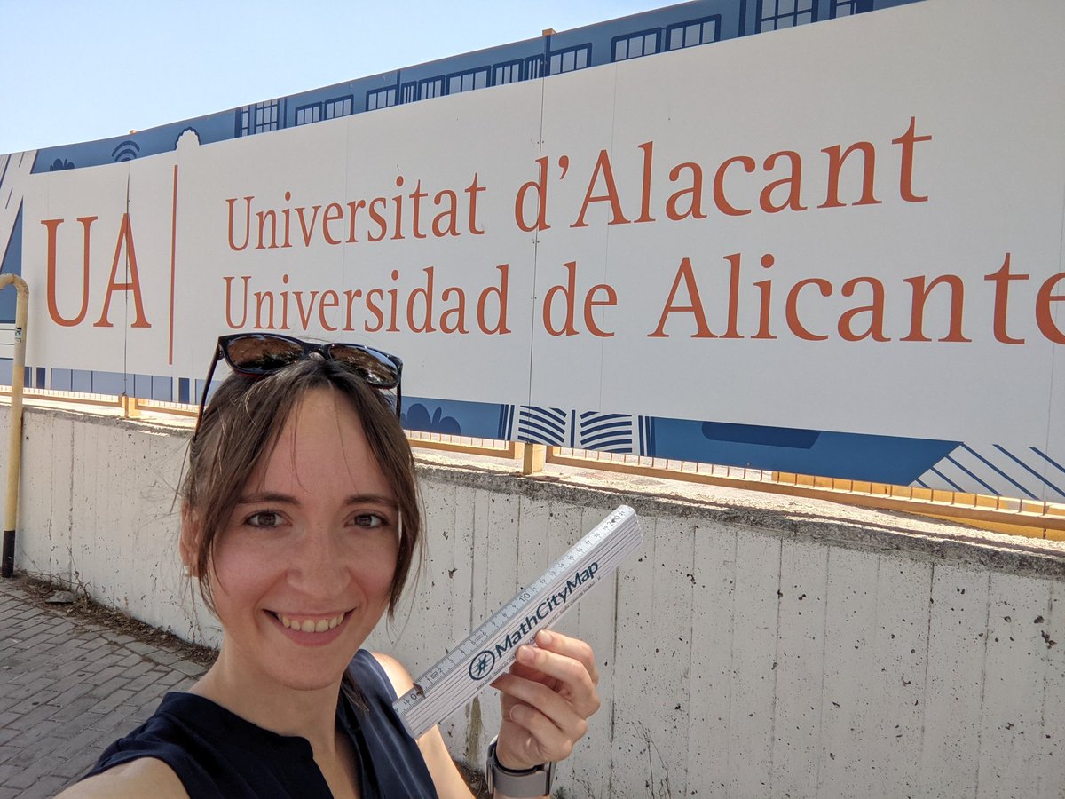 mathcitymap's tweet image. Greeting from @PME45Alicante!! ☀️💛
Enjoying a real face-to-face #conference and great #mathtrail objects at the campus of @UA_Universidad 🌴
Tomorrow, we will give a talk about the #mathcitymap gesture and embodiment #research together with @SFU 👩🏼‍🏫 
#iteachmath #twlz @kmkpad