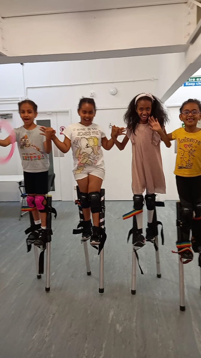 jacksons_lane's tweet photo. It's the end of term for #JLCircus! 

We have continued to pick up the ball from the floor and juggle whatever the world throws at us, reach new heights by bravely walking on shaky stilts, and laugh with each other through tricky times.

Here's to inclusive youth circus forever❤️ https://t.co/HZoLlyHSbh