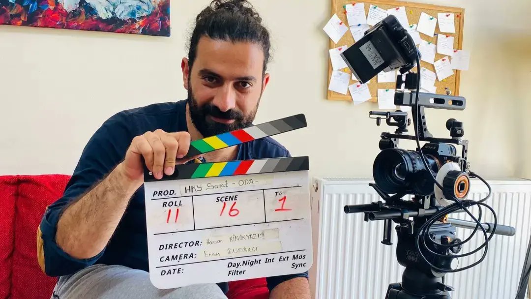 HKYSanat's tweet photo. İlk uzun metraj filmim olan ODA'nın çekimleri bitti...
Şimdi sıra festivallerde...

#Cinema #Director #FilmMaking #Art https://t.co/Ld6GZ4AEp8