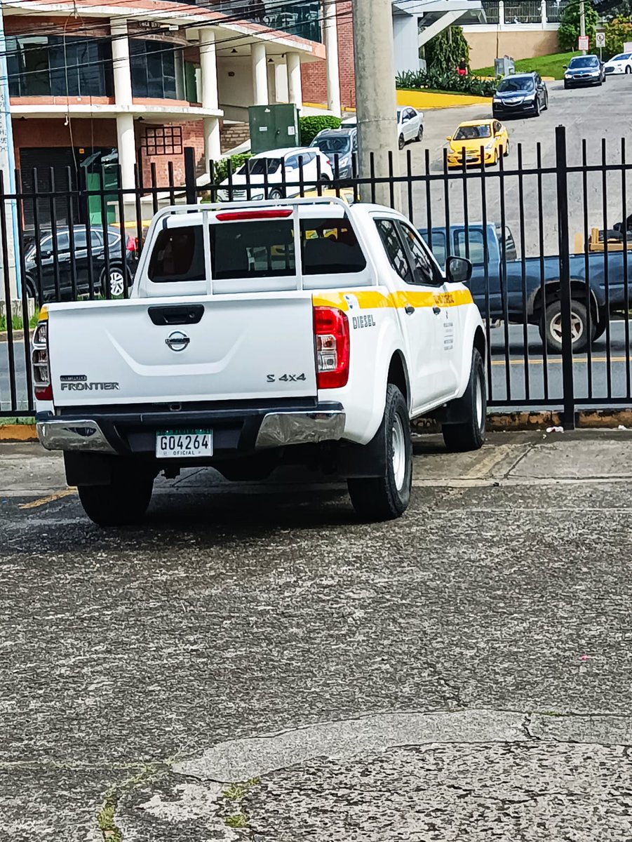 #LoUltimo Ante las constantes denuncias de despidos y NO pago de quincenas a sus trabajadores, personal del Ministerio de Trabajo, <a href="/MitradelPma/">Ministerio de Trabajo y Desarrollo Laboral</a> ya se encuentra en instalaciones de Nex TV. Informan que el gerente 🎄no aparece. Recursos humanos atendiendo situación