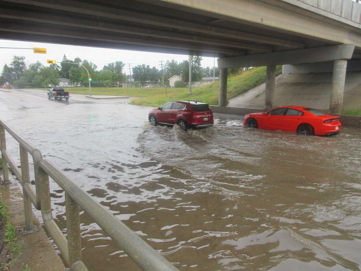 br1en's tweet photo. Dewdney Ave E. underpass flooded #yqr https://t.co/lygUFfdXhS
