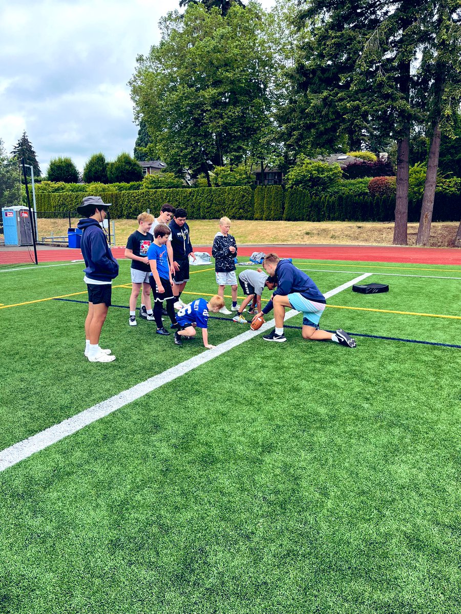 BellevueFB tweet picture