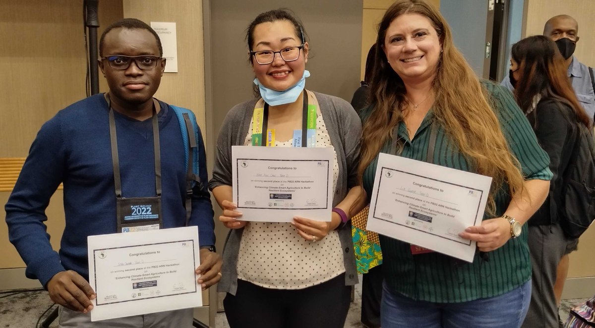 RIPEproject's tweet photo. @ASPB @UofIllinois @gatesfoundation @FoundationFAR @FCDOAgResearch @LSUResearch @IGBIllinois @ElenaPelech More photos from @ASPB #PlantBio22! πΏ https://t.co/psQ5qpOkPH