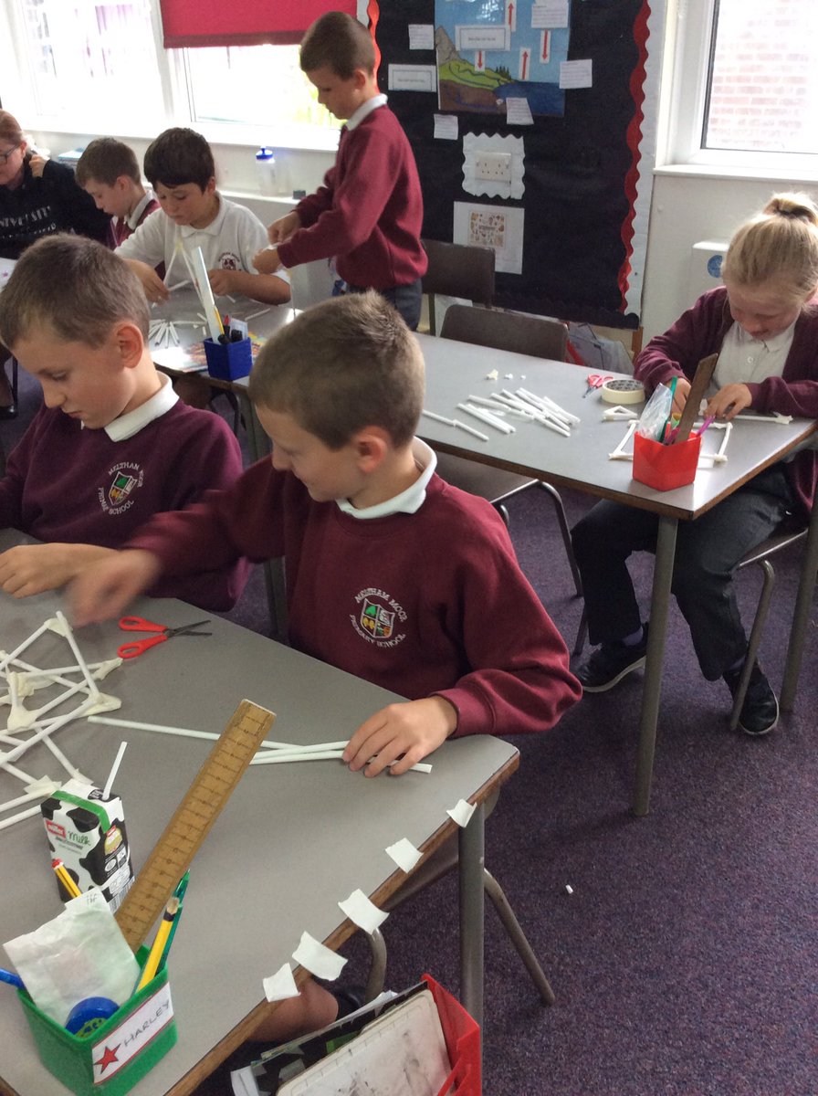 MelthamMoor's tweet photo. We have been making 2Dand 3D shape in maths this week.
#MMYear3 #MMmaths https://t.co/4Wq4UdyV7Z