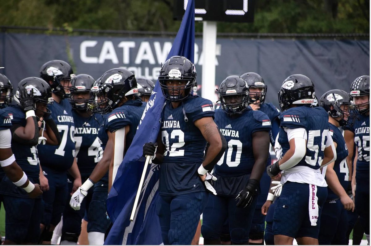After a great conversation with coach <a href="/CoachPatClark_/">Pat Clark</a> I’m bless to received a offer from Catawba College !(D2)