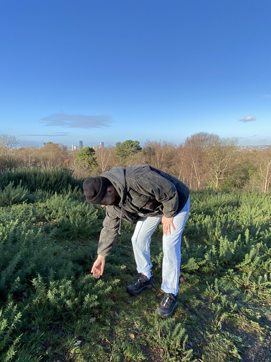 willbeach__'s tweet image. This is me in the exact spot which is currently burning because of the extreme heat we are having in the UK. Climate change is no joke, please do better, vote better and look after this planet. Or is going to be a miserable place to exist in years to come.
