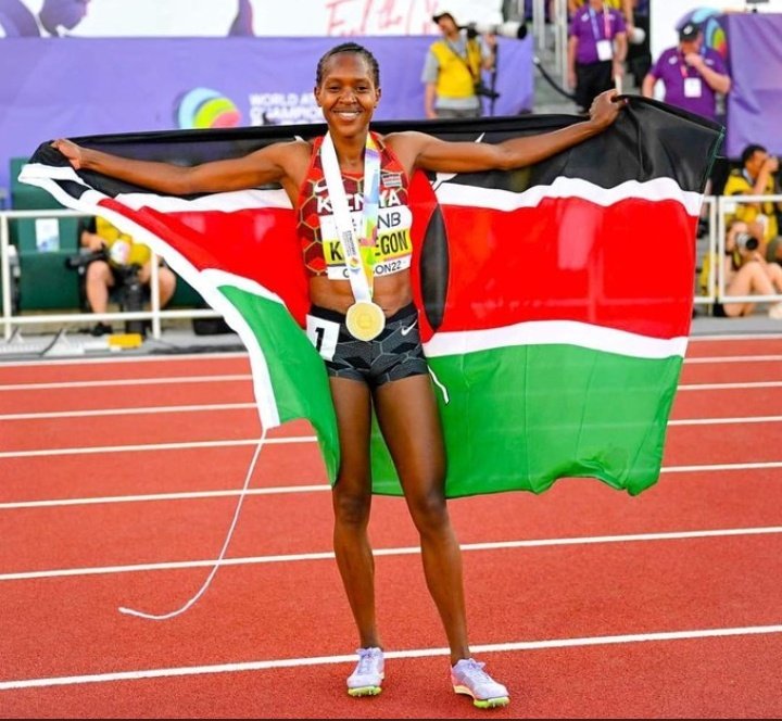 BiiKimeli's tweet photo. Congratulations Faith Kipyegon.  God bless you abundantly https://t.co/9EGWcojlCv