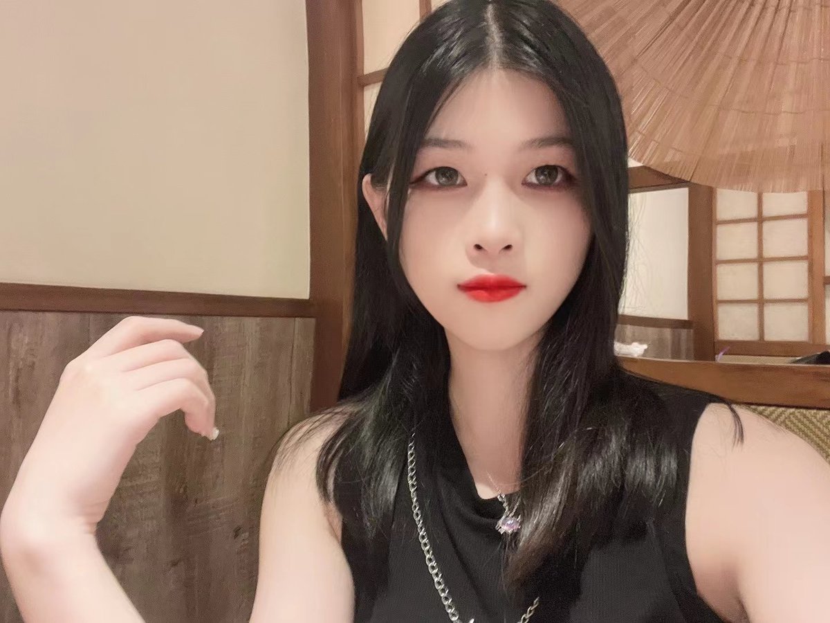 ♠️♠️媚黑母狗♠️♠️ tweet media