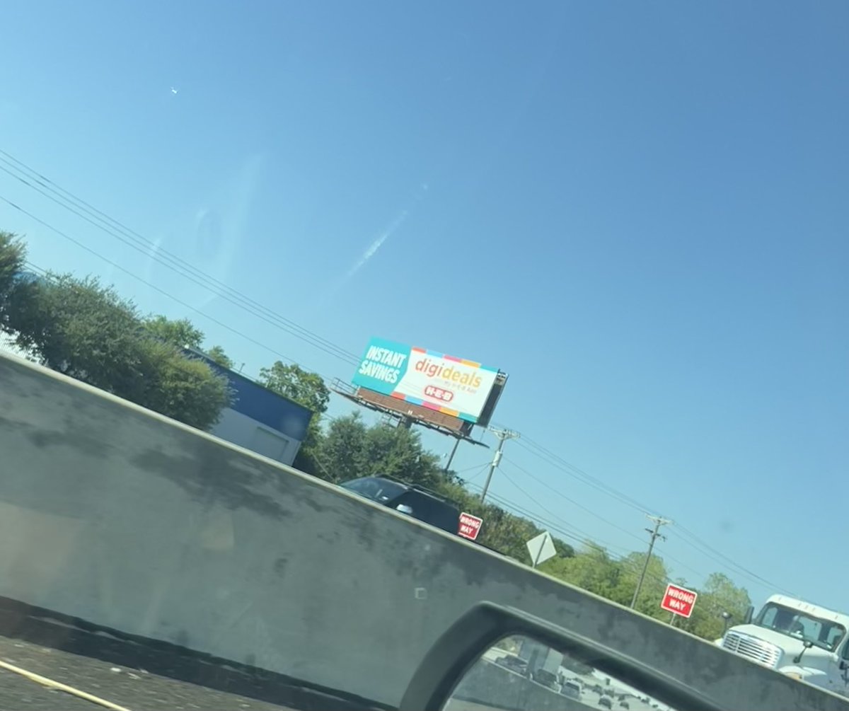 Never gets old seeing cool stuff my team built plastered on a billboard 🤠 #digideals
